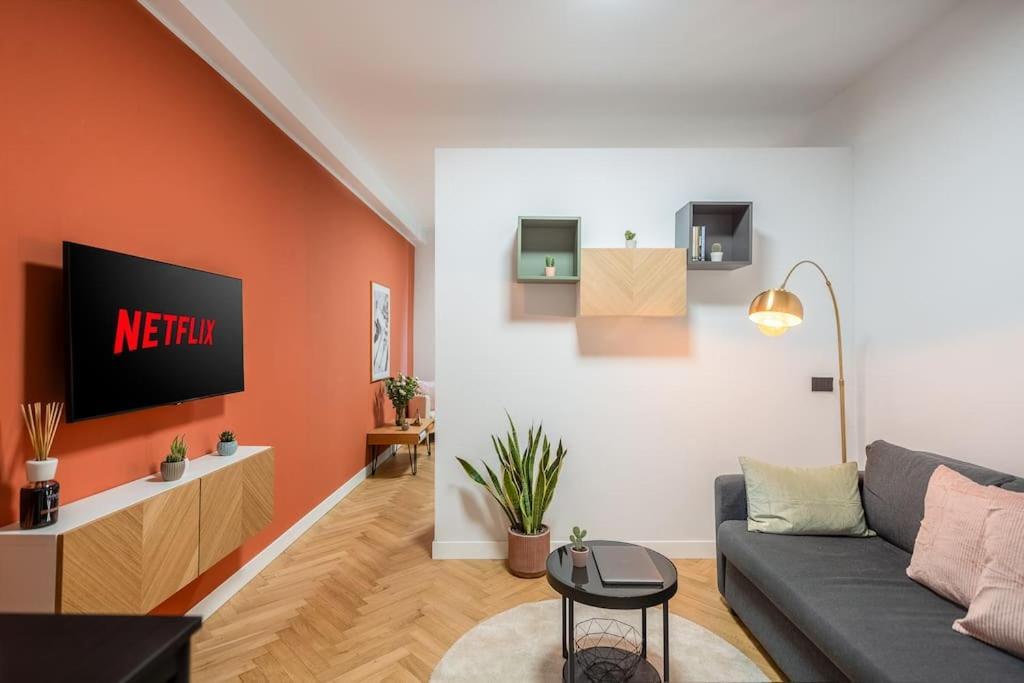 Peachtree Splendido Apt Nel Cuore Di Brera ミラノ エクステリア 写真